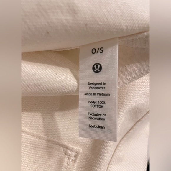 NWT Lululemon Double Handle Canvas Tote Bag 17L Natural & Black - Picture 12 of 13